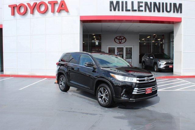 used 2019 Toyota Highlander car, priced at $24,995