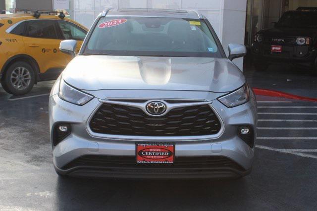 used 2023 Toyota Highlander car, priced at $32,995