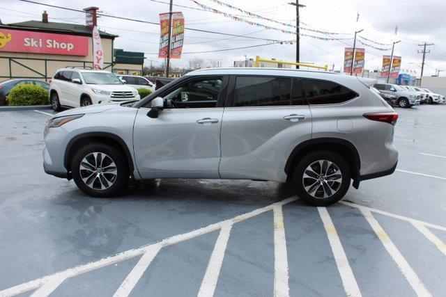 used 2021 Toyota Highlander car, priced at $32,995