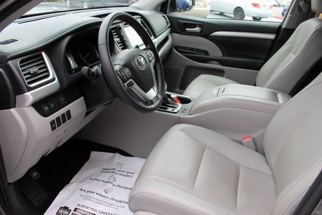 used 2019 Toyota Highlander car, priced at $25,995