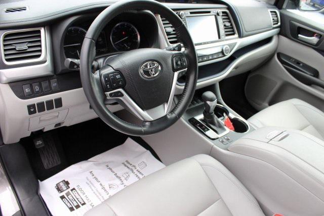 used 2019 Toyota Highlander car, priced at $25,995