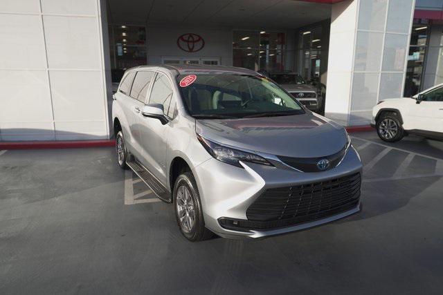 used 2025 Toyota Sienna car, priced at $74,995