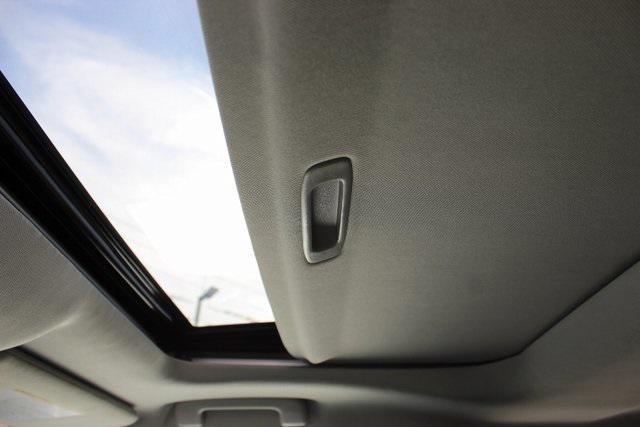 used 2022 Toyota Highlander car, priced at $36,995