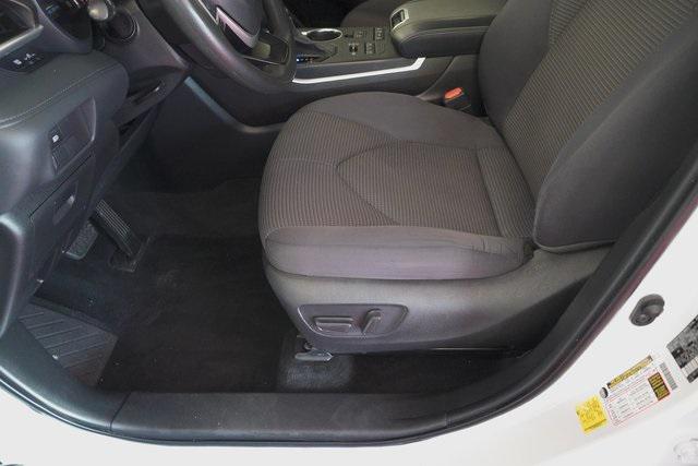 used 2022 Toyota Highlander car, priced at $33,995