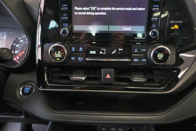 used 2022 Toyota Highlander car, priced at $33,995