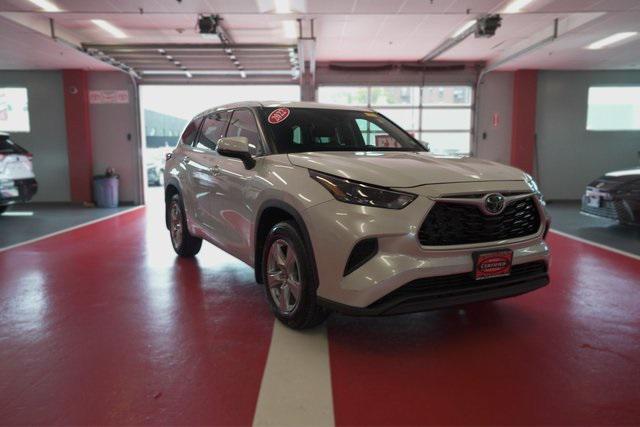 used 2022 Toyota Highlander car, priced at $33,995