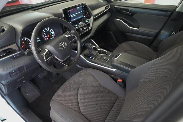 used 2022 Toyota Highlander car, priced at $33,995