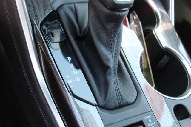 used 2021 Toyota Highlander car, priced at $37,995