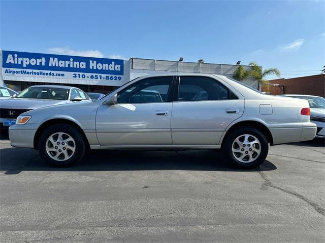 used 2000 Toyota Camry car, priced at $6,400