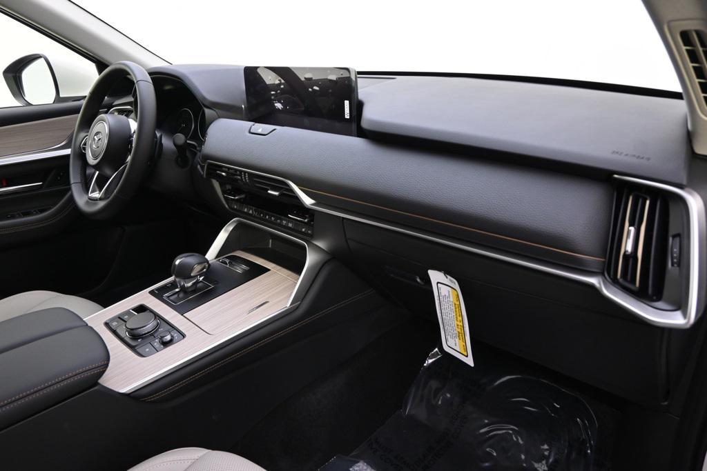 new 2025 Mazda CX-90 car, priced at $38,990