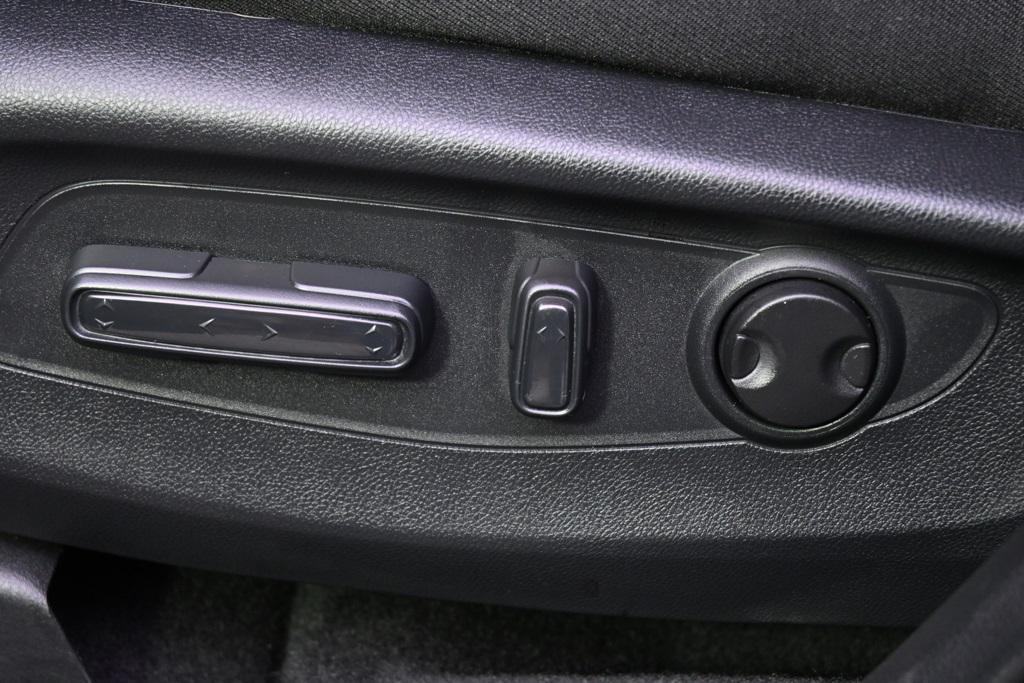 used 2025 Honda CR-V Hybrid car, priced at $33,888