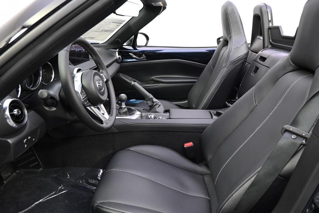 new 2025 Mazda MX-5 Miata car, priced at $34,727