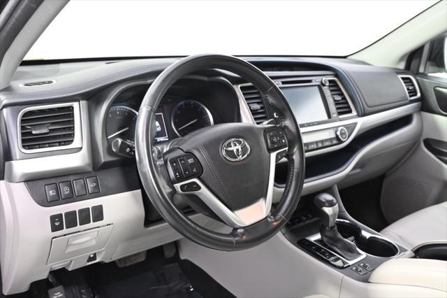 used 2018 Toyota Highlander car, priced at $25,988