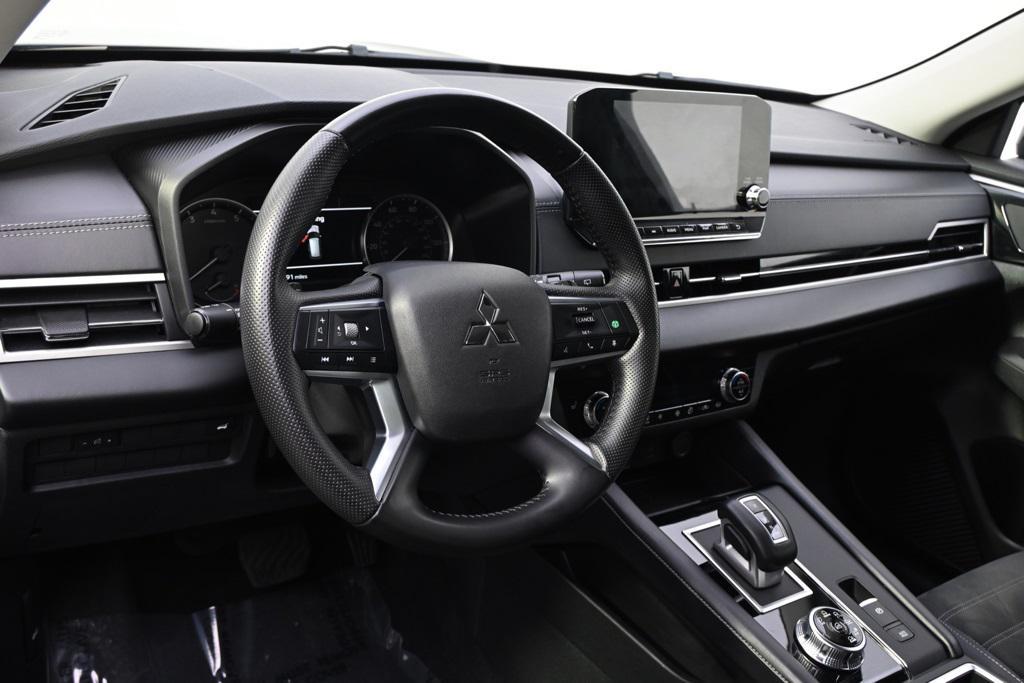 used 2024 Mitsubishi Outlander car, priced at $24,888