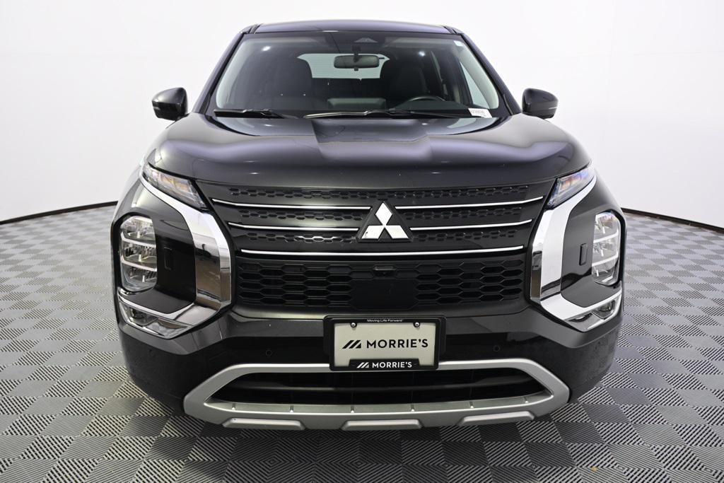used 2024 Mitsubishi Outlander car, priced at $24,888