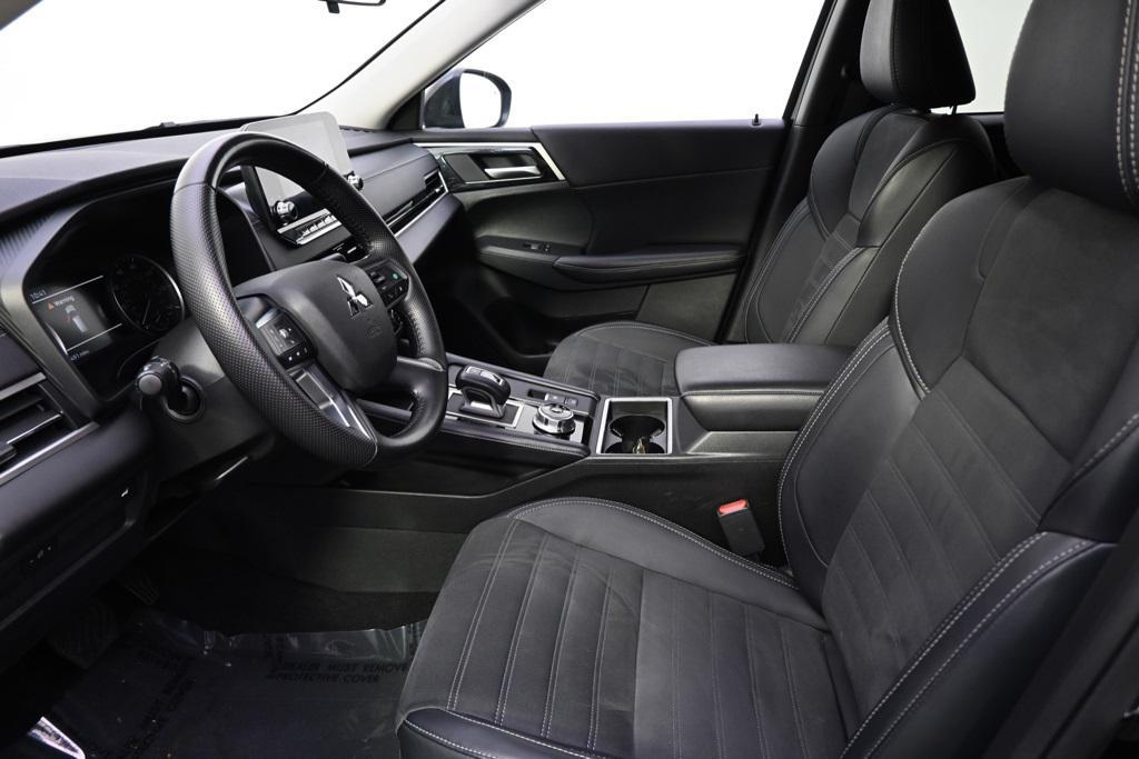 used 2024 Mitsubishi Outlander car, priced at $24,888