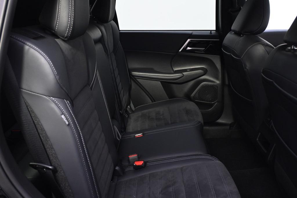 used 2024 Mitsubishi Outlander car, priced at $24,888