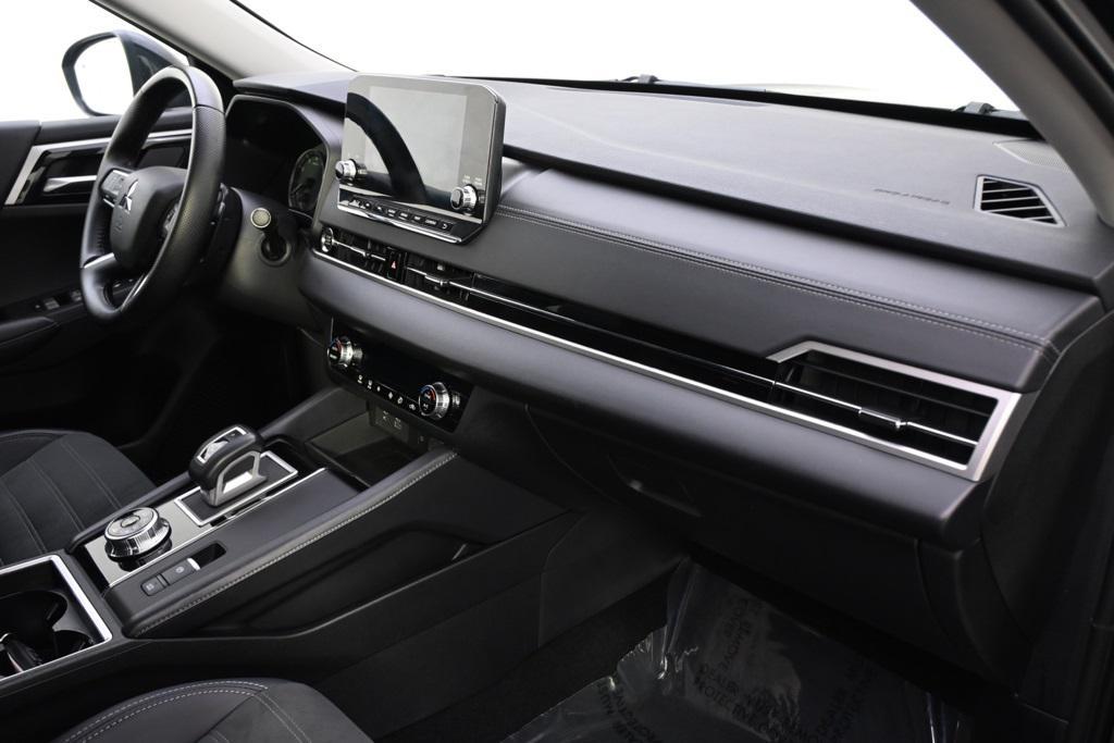 used 2024 Mitsubishi Outlander car, priced at $24,888