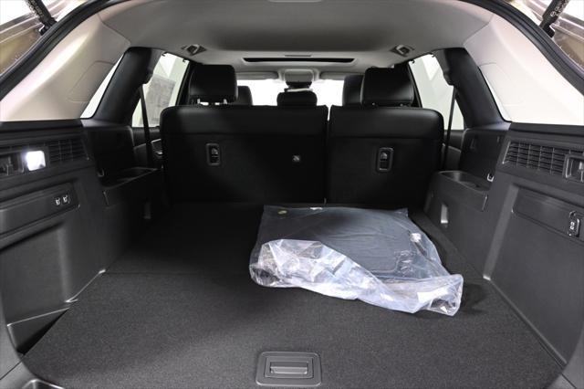 new 2025 Mazda CX-70 car, priced at $40,285