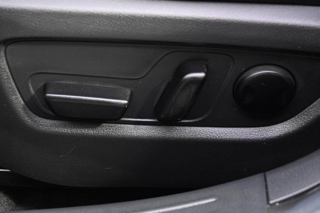 used 2025 Mazda CX-50 car, priced at $33,988