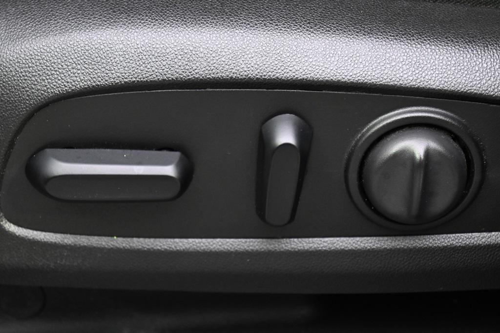 used 2021 Chevrolet Equinox car, priced at $16,788