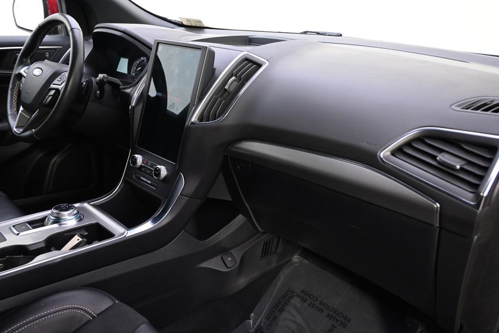 used 2024 Ford Edge car, priced at $32,988