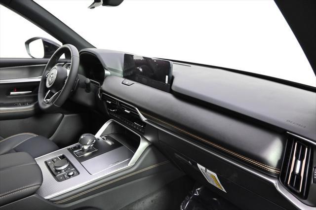 new 2025 Mazda CX-70 PHEV car, priced at $55,865