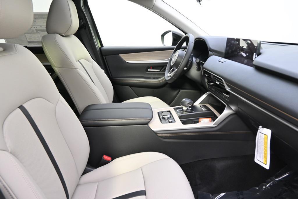 new 2025 Mazda CX-90 car, priced at $37,926