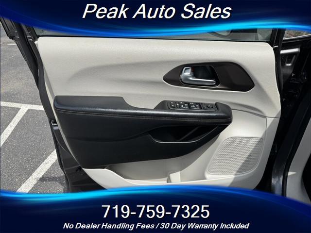 used 2018 Chrysler Pacifica car, priced at $15,887