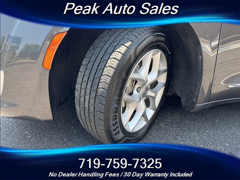 used 2019 Chrysler Pacifica car, priced at $15,687