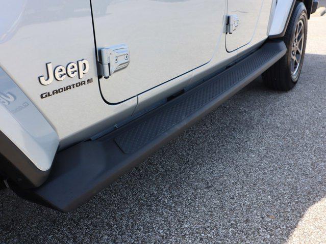 used 2023 Jeep Gladiator car, priced at $37,995