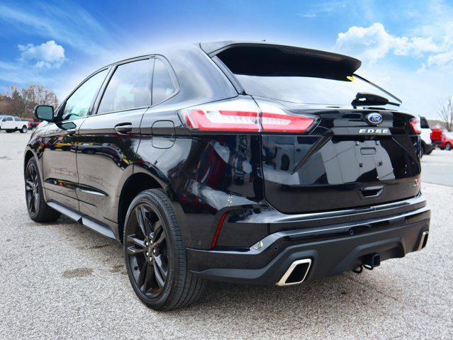 used 2022 Ford Edge car, priced at $32,495