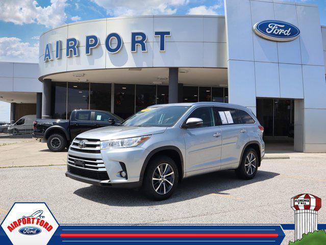 used 2018 Toyota Highlander car, priced at $24,495