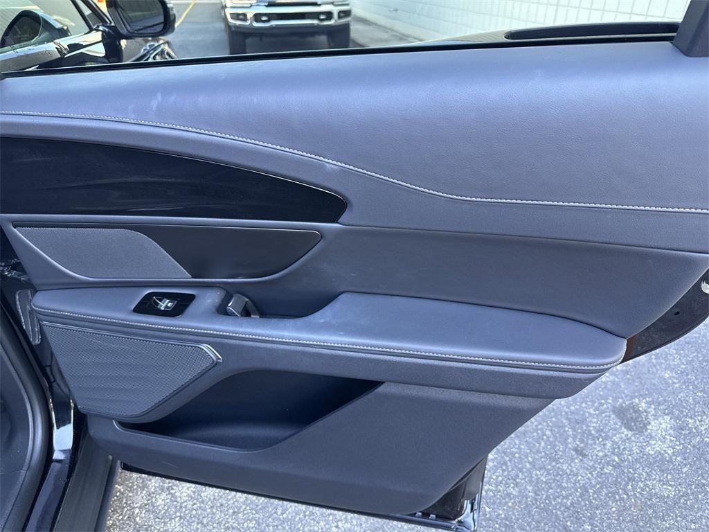 used 2024 Lincoln Nautilus car, priced at $49,859