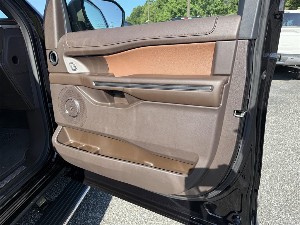 used 2024 Ford Expedition car, priced at $69,750