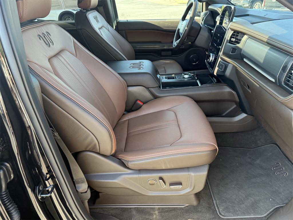 used 2024 Ford Expedition car, priced at $69,750