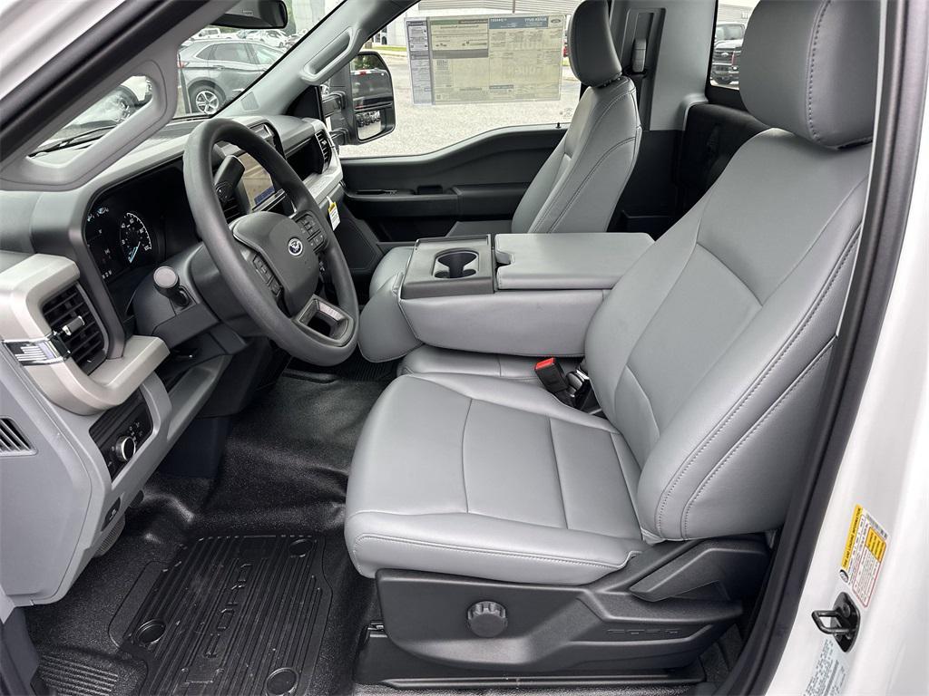 new 2025 Ford F-250 car, priced at $50,825