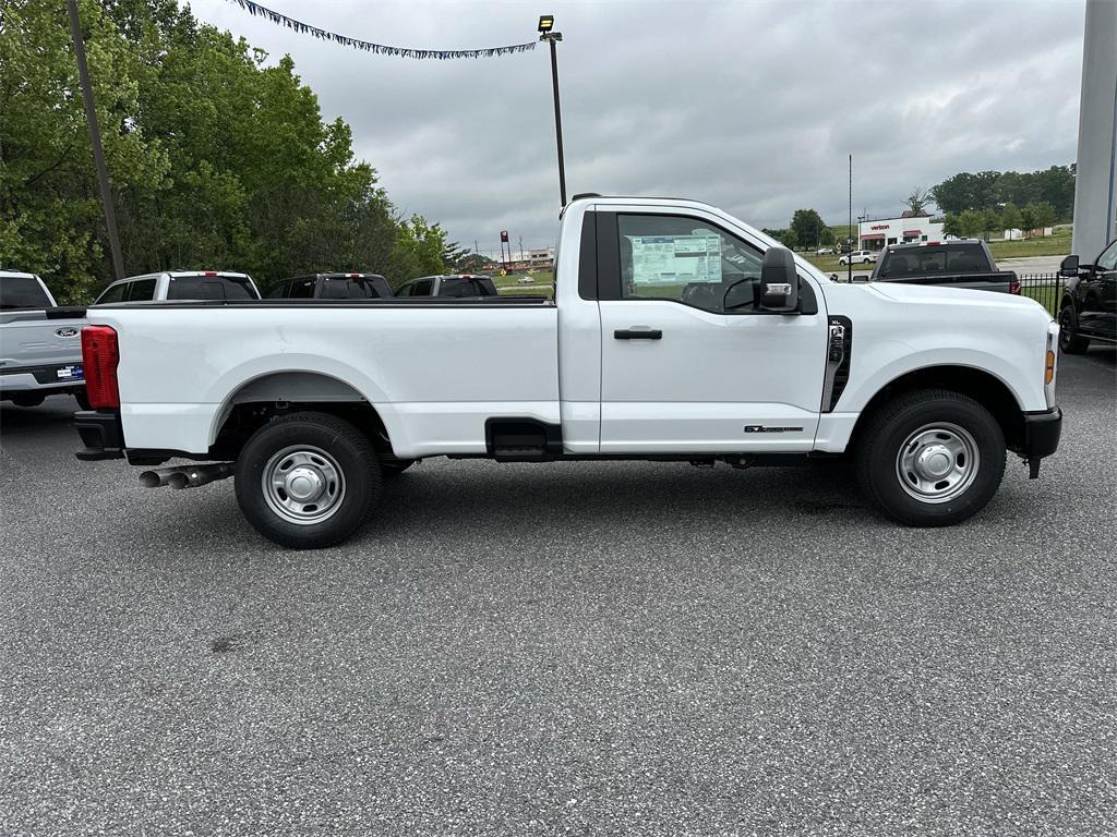 new 2025 Ford F-250 car, priced at $50,825