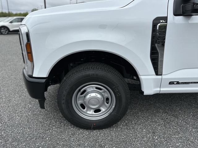 new 2025 Ford F-250 car, priced at $56,325