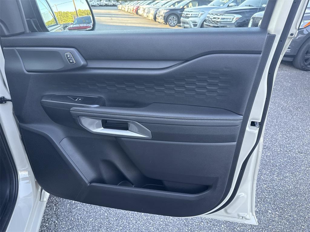 new 2025 Ford Ranger car, priced at $44,240