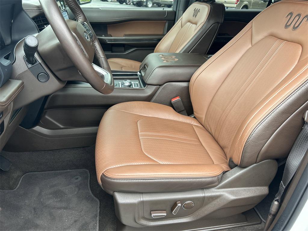 used 2024 Ford Expedition car, priced at $67,750