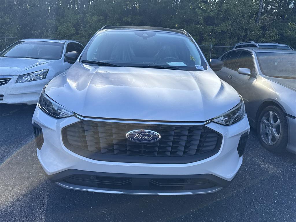 new 2026 Ford Escape car, priced at $32,270