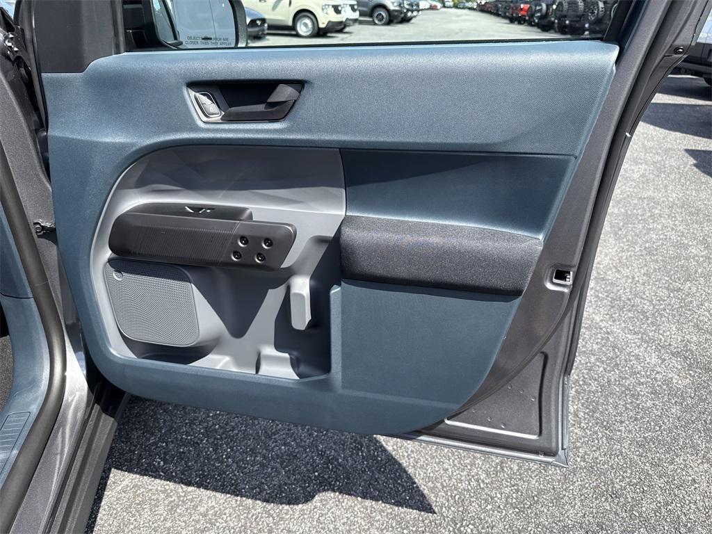 new 2025 Ford Maverick car, priced at $30,635