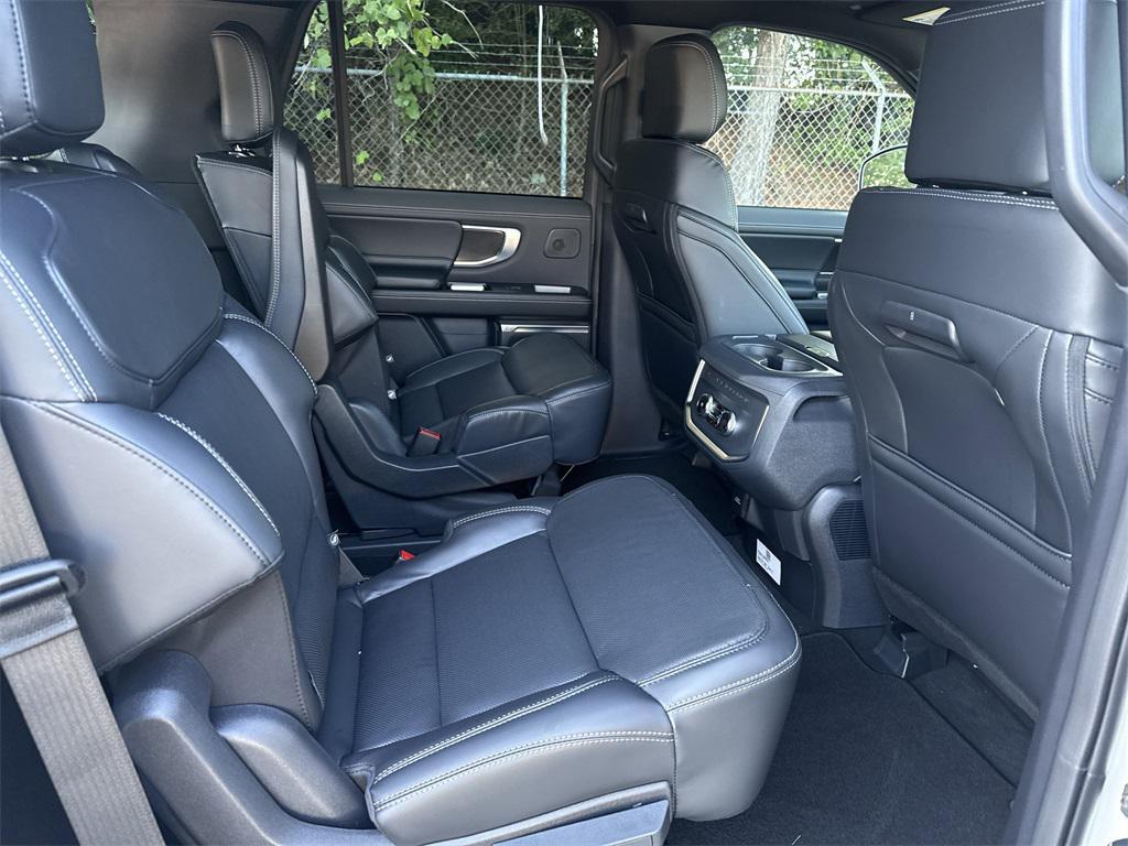 new 2025 Ford Expedition car, priced at $82,655