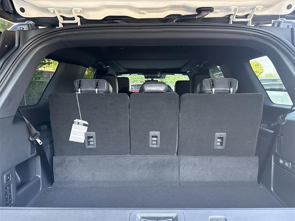 new 2025 Ford Expedition car, priced at $82,655