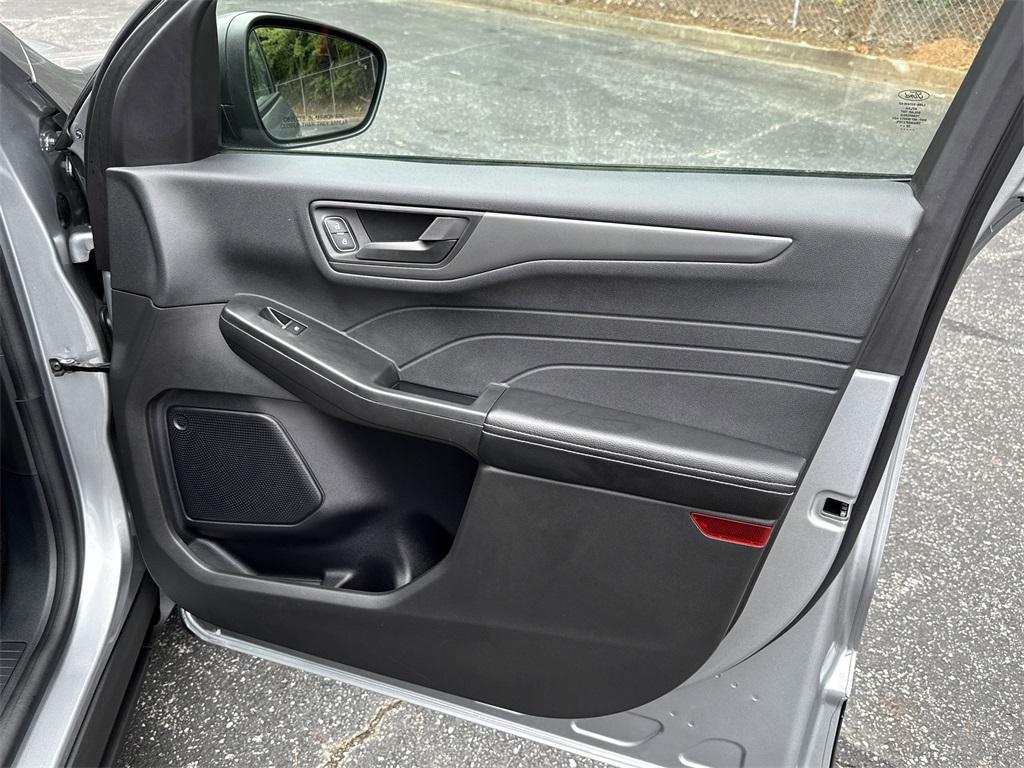 used 2023 Ford Escape car, priced at $22,350