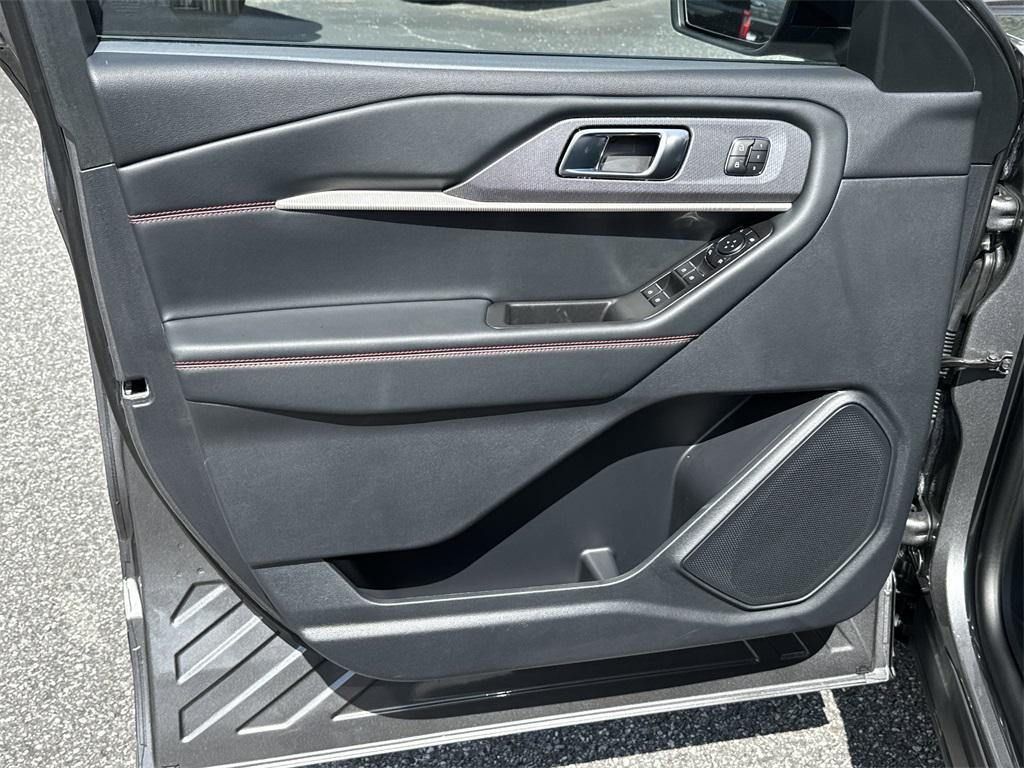 new 2025 Ford Explorer car, priced at $45,545