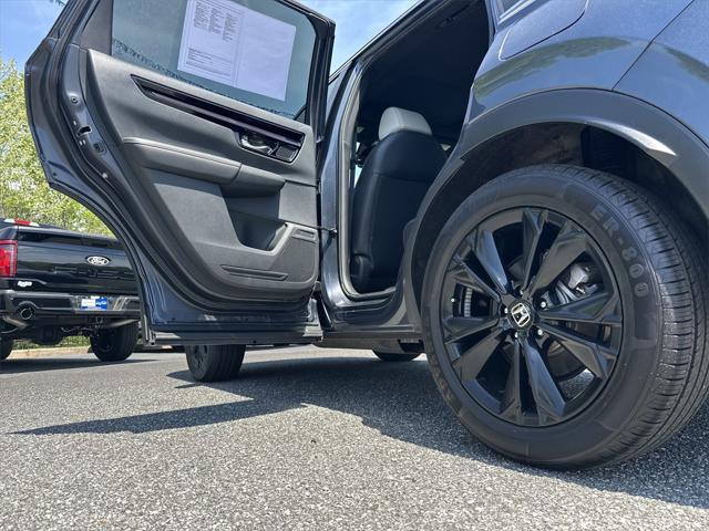 used 2024 Honda CR-V Hybrid car, priced at $36,861
