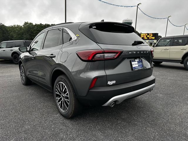 new 2025 Ford Escape PHEV car, priced at $31,395