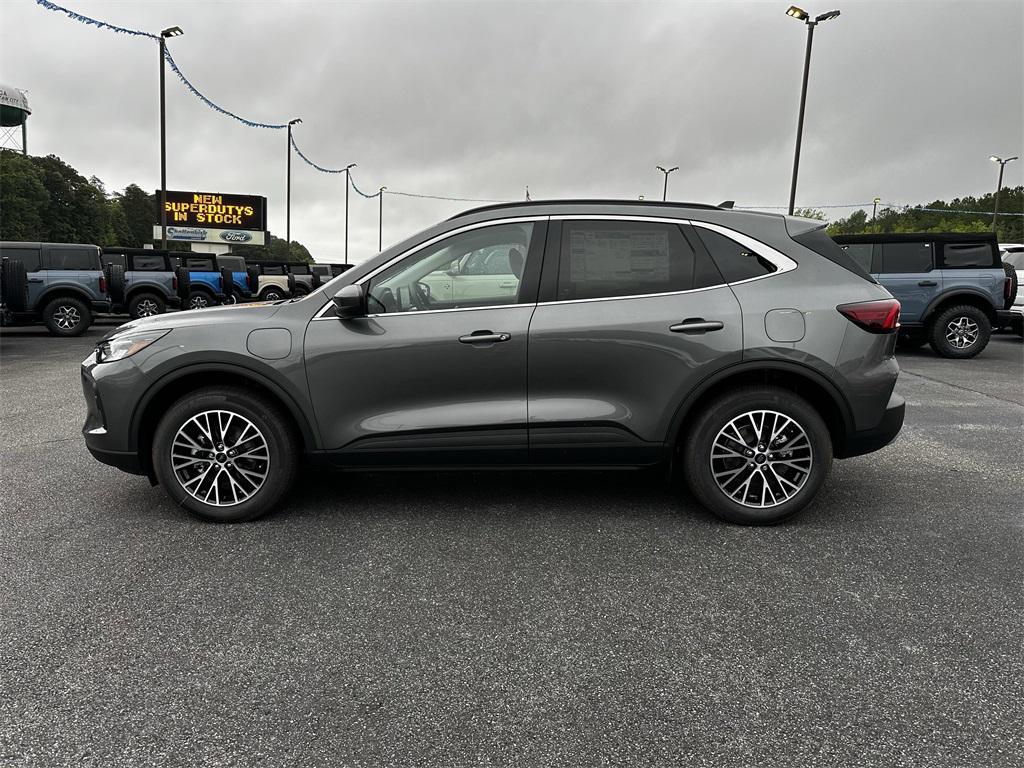 new 2025 Ford Escape PHEV car, priced at $33,395